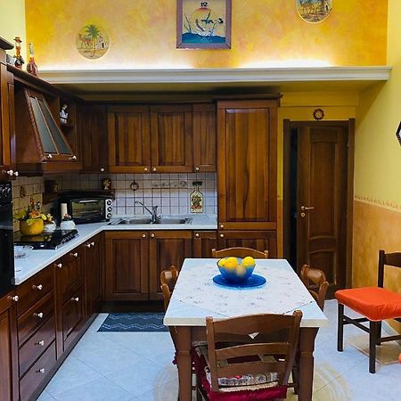 Giusy'S House Apartment Avola Exterior photo
