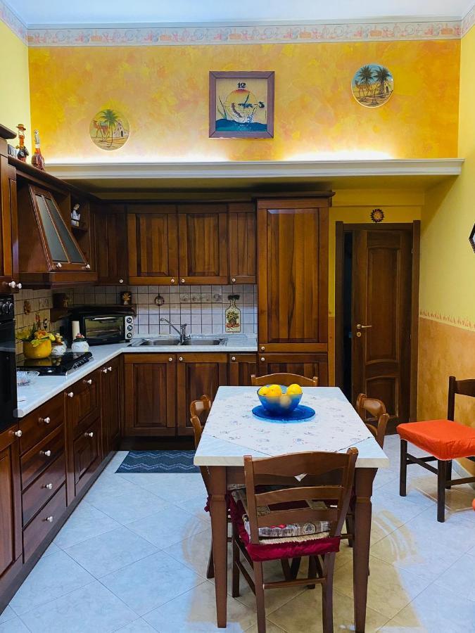 Giusy'S House Apartment Avola Exterior photo